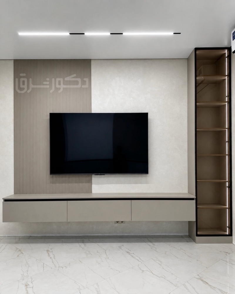 tv-wall-pine-wood2