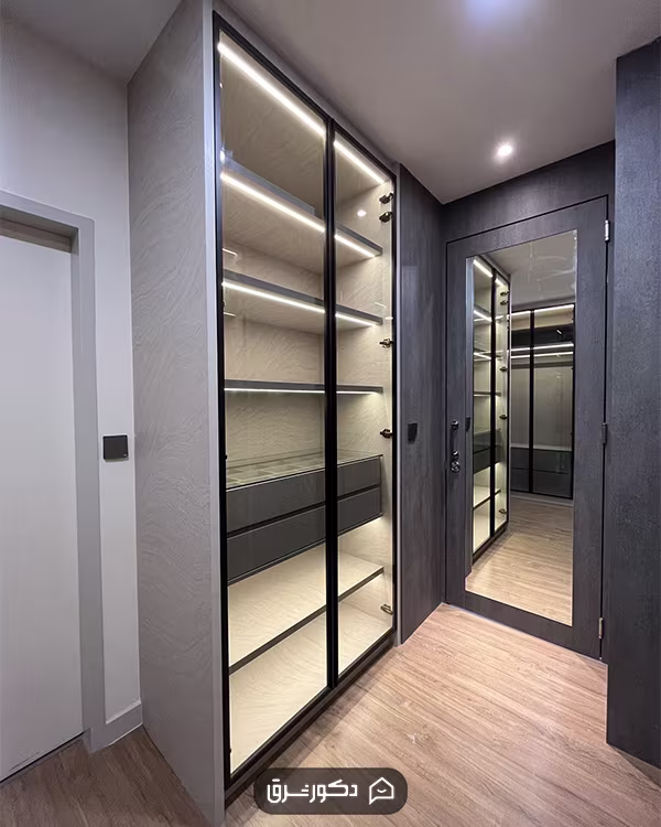velvet-closet-room1